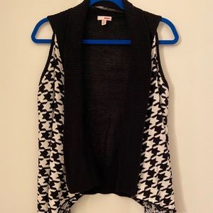 Bongo Houndstooth Cardigan